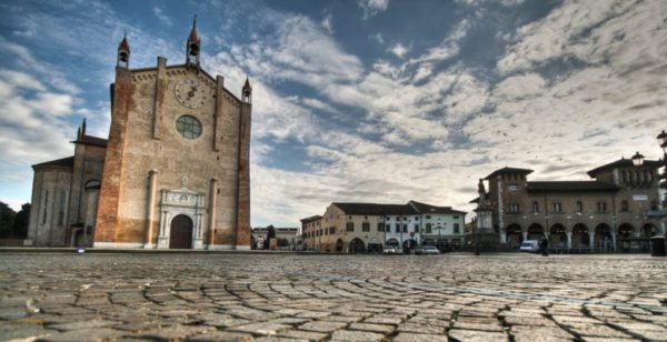 Duomo-di-Montagnana-779x400
